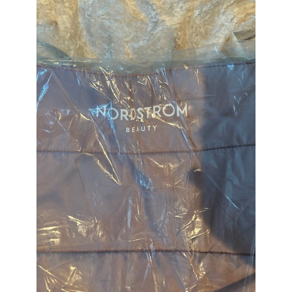 Nordstrom beauty tote - Picture 2 of 2